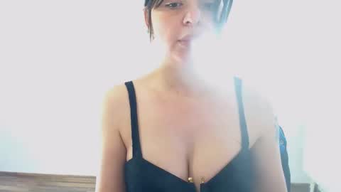 naughty tess online show from January 4, 9:43 am