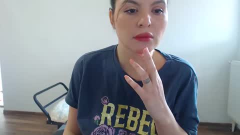 naughty tess online show from February 11, 9:09 am