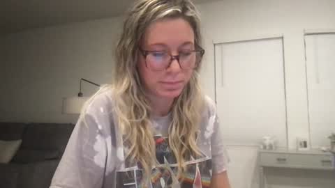 Daphne Summers online show from October 3, 12:38 am