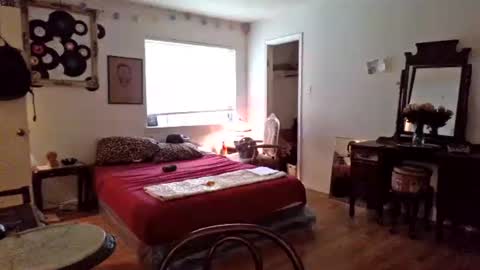 texascummmshow online show from April 14, 3:34 pm