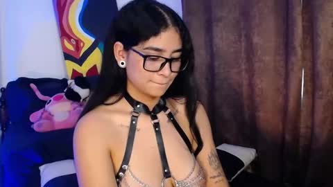 Snapshot of thalia_066 chatting on September 26, 8:50 pm thalia online show from September 26, 8:50 pm