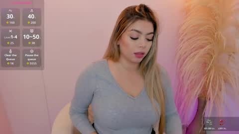  Thalia online show from April 6, 7:15 pm