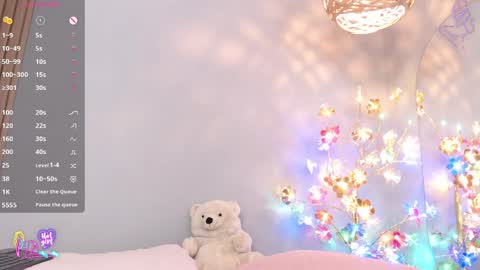 THAYSSA ROSS online show from March 31, 3:12 pm