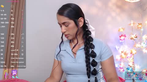 THAYSSA ROSS online show from March 23, 7:31 pm