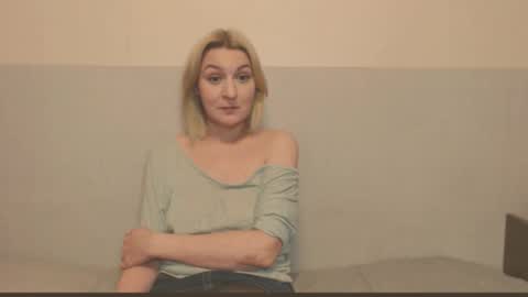 Eva online show from December 4, 11:38 pm