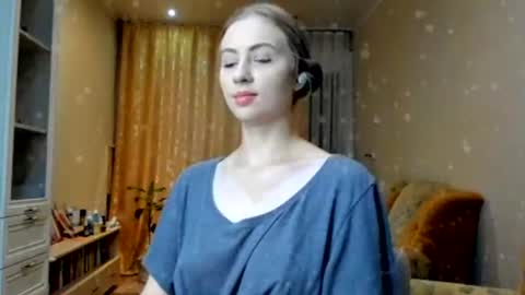 Snapshot of the_steel_magnolia_ chatting on December 15, 2:30 am Ally    STREAMING ON TWITCH NOW Check my Twitter for updates online show from December 15, 2:30 am