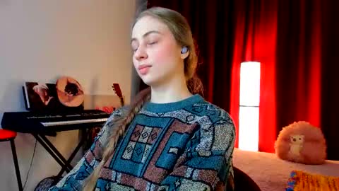 Ally    STREAMING ON TWITCH NOW Check my Twitter for updates online show from November 27, 6:11 pm