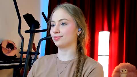 Snapshot of the_steel_magnolia_ chatting on October 8, 8:07 am Ally    STREAMING ON TWITCH NOW Check my Twitter for updates online show from October 8, 8:07 am