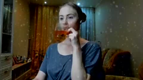Snapshot of the_steel_magnolia_ chatting on December 14, 2:33 am Ally    STREAMING ON TWITCH NOW Check my Twitter for updates online show from December 14, 2:33 am