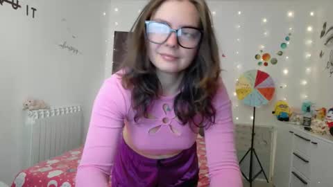 TheFarmergirl online show from September 27, 5:03 am