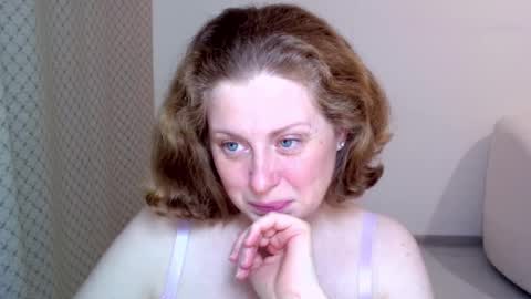 Ella online show from January 17, 6:48 pm