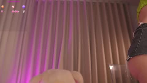    online show from March 26, 10:17 am