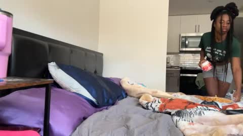 Sapphire the Vixen online show from April 7, 8:55 pm