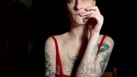 pinky promise online show from April 11, 10:35 pm