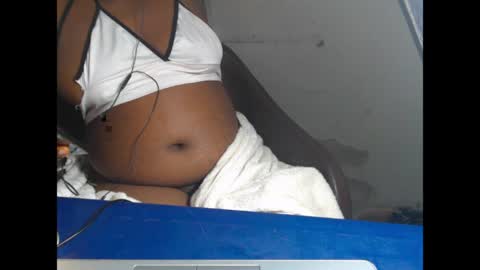 thickebonny7 online show from March 29, 10:09 pm