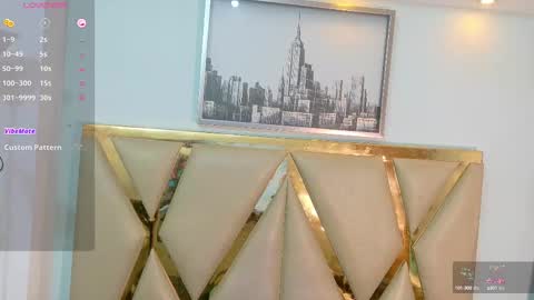 thickeebonyy online show from September 17, 2:42 am