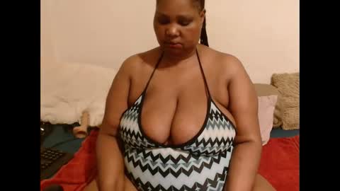 Snapshot of thicksexymellons chatting on September 21, 9:24 pm Pat online show from September 21, 9:24 pm