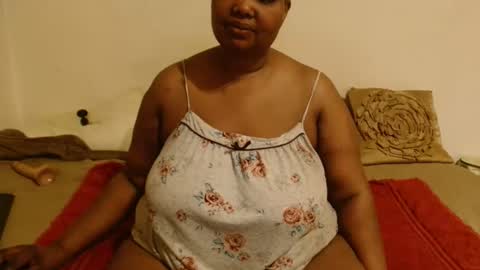Snapshot of thicksexymellons chatting on September 13, 6:16 pm Pat online show from September 13, 6:16 pm