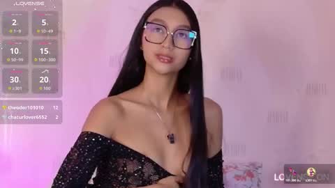 Eva  online show from March 10, 1:48 pm