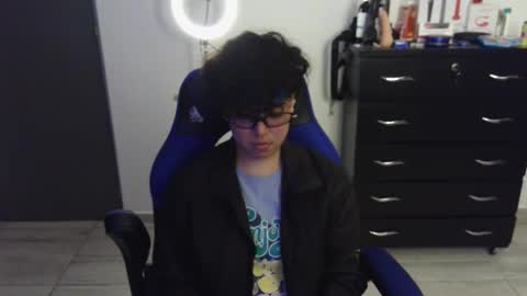 Snapshot of thomascooper_cams chatting on February 3, 12:36 am VALERIA online show from February 3, 12:36 am