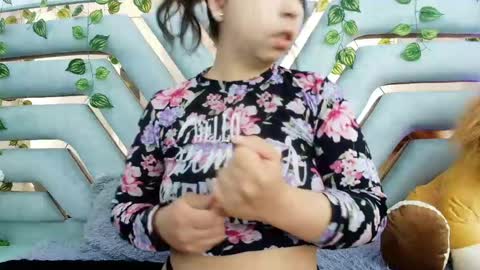 tiana_prince online show from April 21, 3:46 am