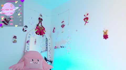 Tiana Le online show from November 25, 11:49 pm