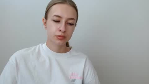 Tiara online show from June 18, 8:27 am