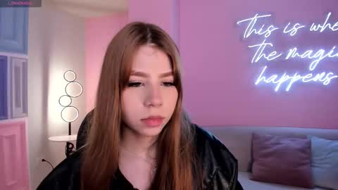 Tiffanny Sins online show from March 8, 11:08 pm