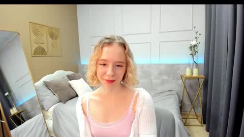 Tiffany online show from December 1, 5:33 am