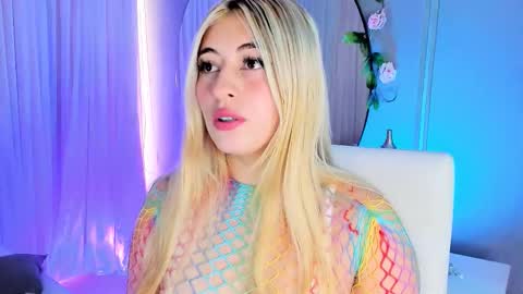 Tiffany Becker online show from February 11, 3:46 pm