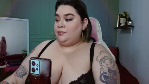 dont forget ask for custom vids  online show from December 14, 9:07 am