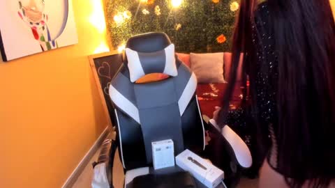 tiffany_sander online show from February 5, 3:34 am