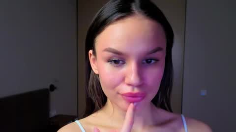 Tiffany online show from March 5, 4:14 pm