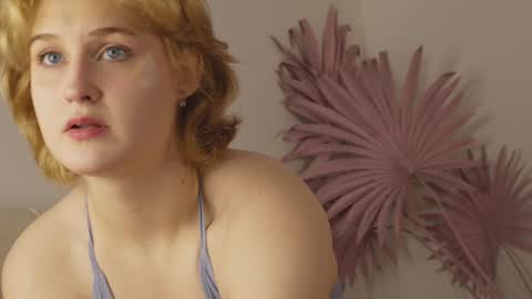 Snapshot of tiffanyjons chatting on January 12, 5:33 pm tiffanyjons online show from January 12, 5:33 pm