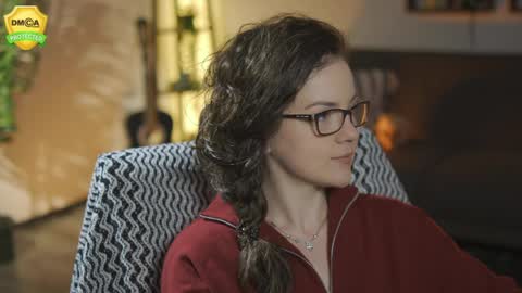 tiffanyriox online show from April 6, 11:50 pm