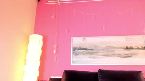 Stefany Suarez online show from March 3, 1:04 pm