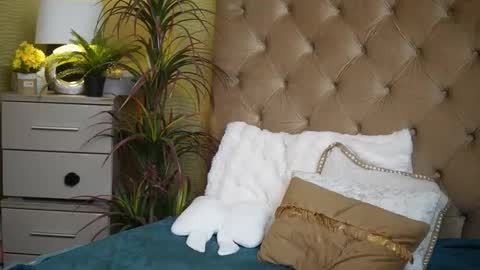  Tiffany  online show from January 9, 10:03 pm