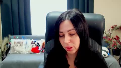 Luisa online show from May 27, 8:11 am