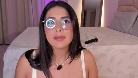 tina_olsen07 online show from February 25, 10:36 am