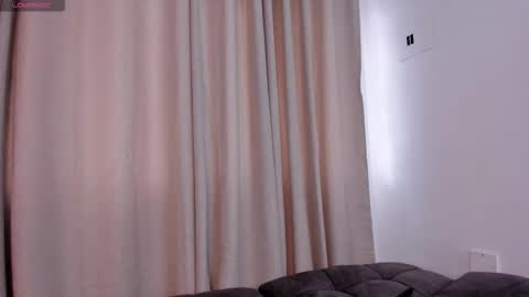 T I N A online show from October 22, 5:07 pm