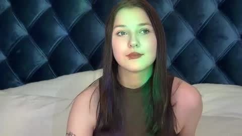 TinaBurton online show from November 12, 5:00 pm