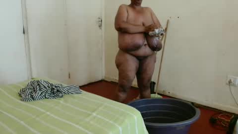 tinagiant online show from January 16, 8:00 am