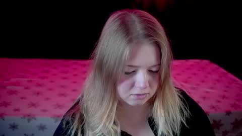 TinkerrBelll online show from December 13, 8:37 pm