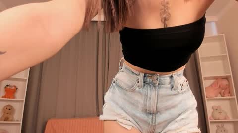 Tina online show from December 4, 5:53 am