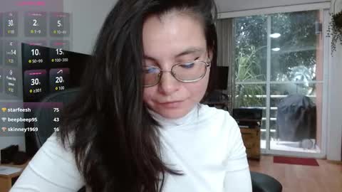 Tiny Caroline online show from September 25, 11:35 pm