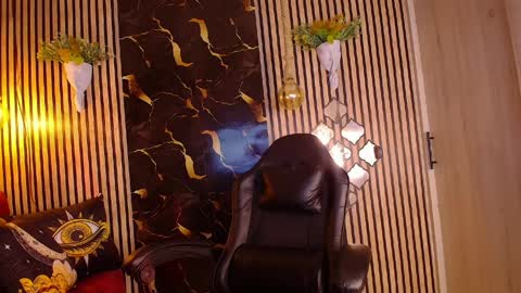 Tiny  online show from April 1, 12:33 am