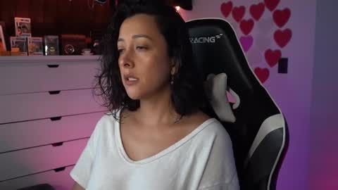 Snapshot of tiny_panther chatting on February 2, 10:17 pm Ana Molly online show from February 2, 10:17 pm