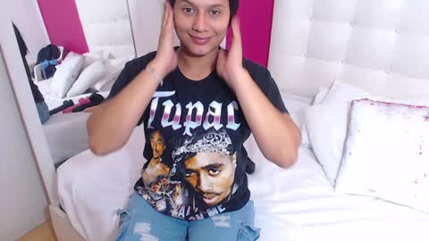 tiny_whore18 online show from February 4, 3:36 pm