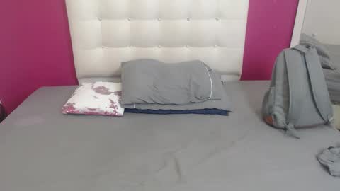 tiny_whore18 online show from February 4, 10:35 pm