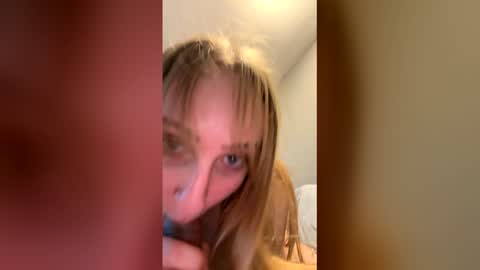 tinyblondebarbie online show from May 31, 8:09 am